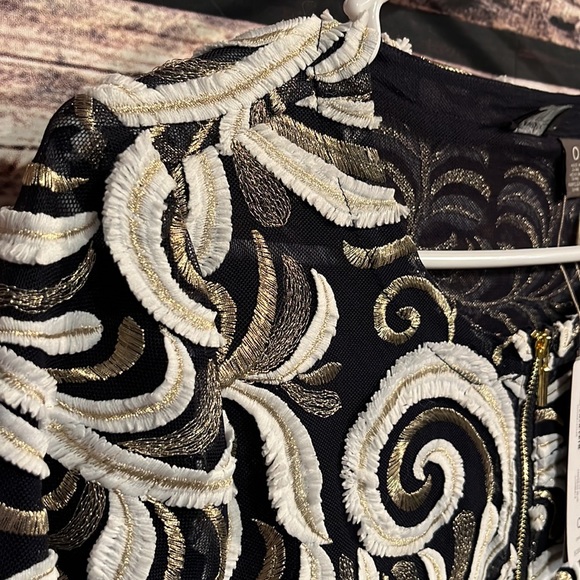 Chicos scrolls bomber jacket - Picture 2 of 8